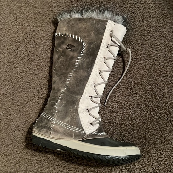 Sorrel Women’s tall winter boots. Size 7. - Picture 7 of 8